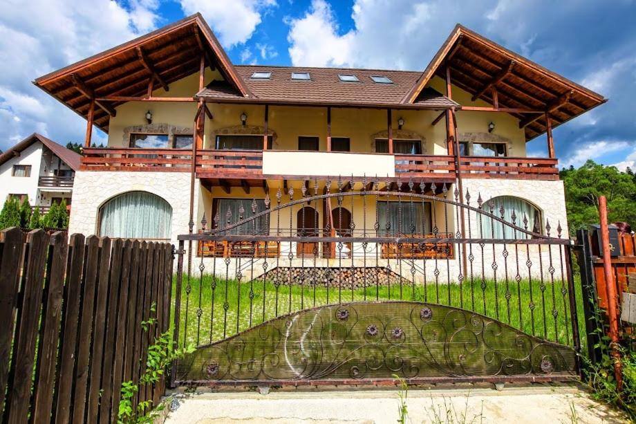 Villa Anne - Piatra Arsa Buşteni Eksteriør bilde